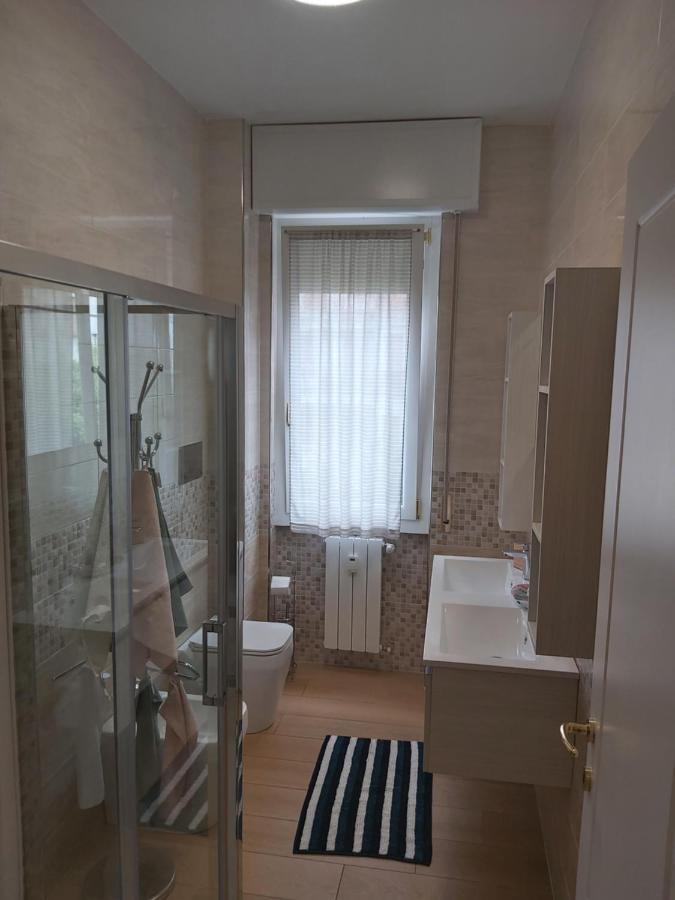 Le Rive Apartment Desenzano del Garda Bagian luar foto