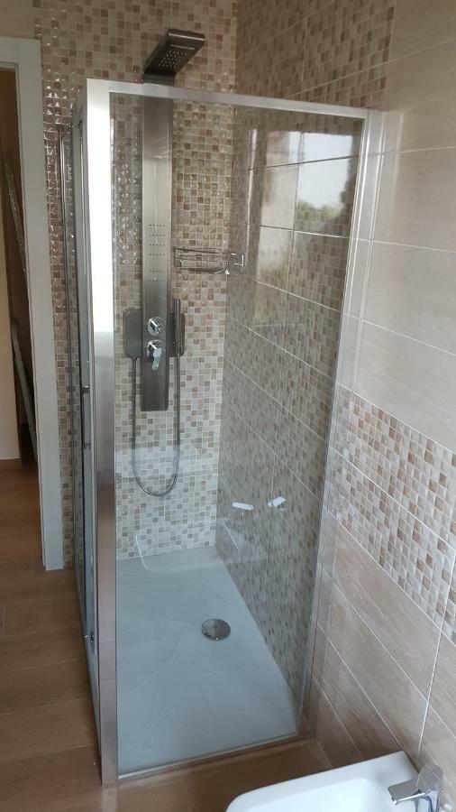 Le Rive Apartment Desenzano del Garda Bagian luar foto