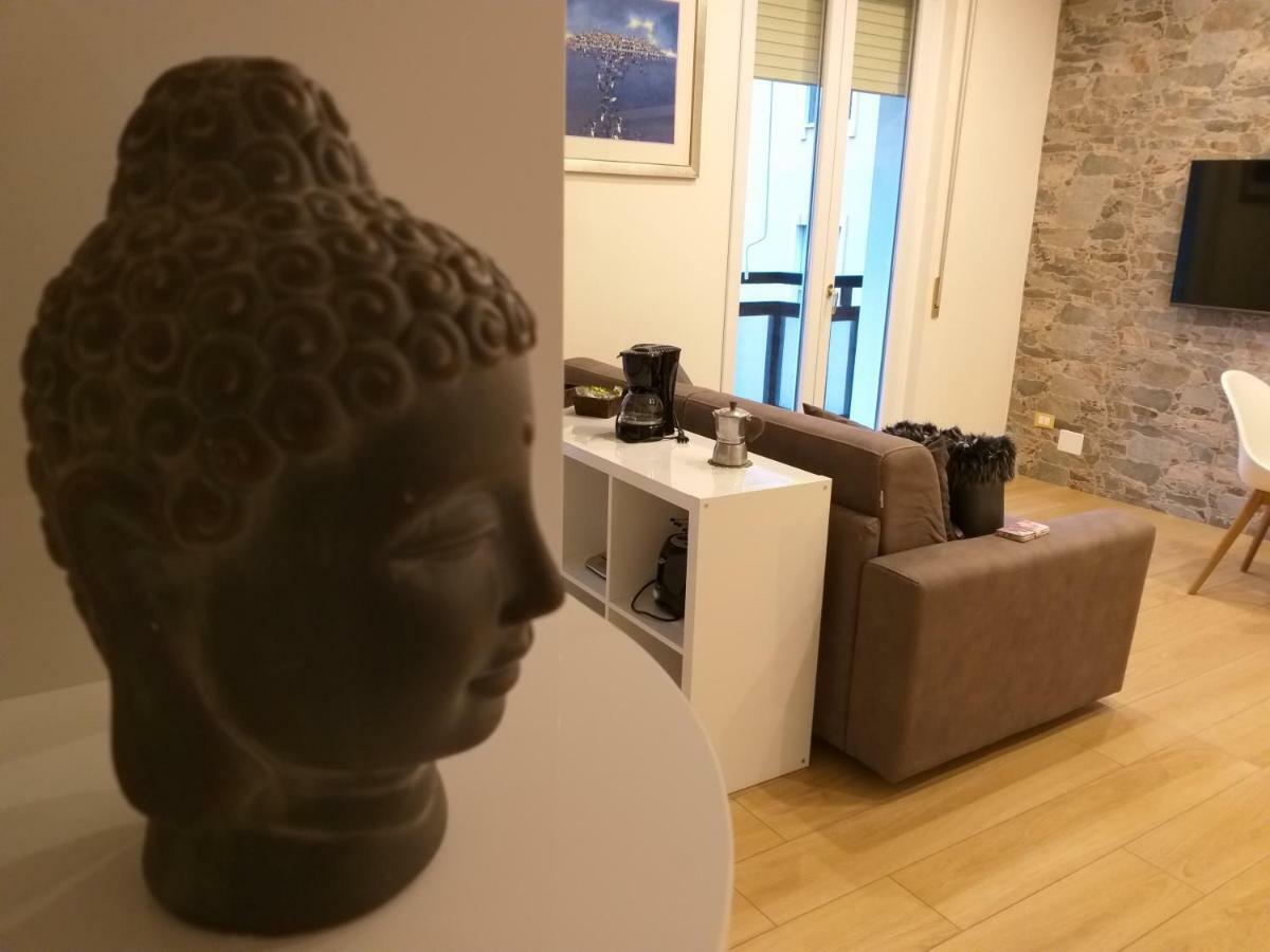 Le Rive Apartment Desenzano del Garda Bagian luar foto