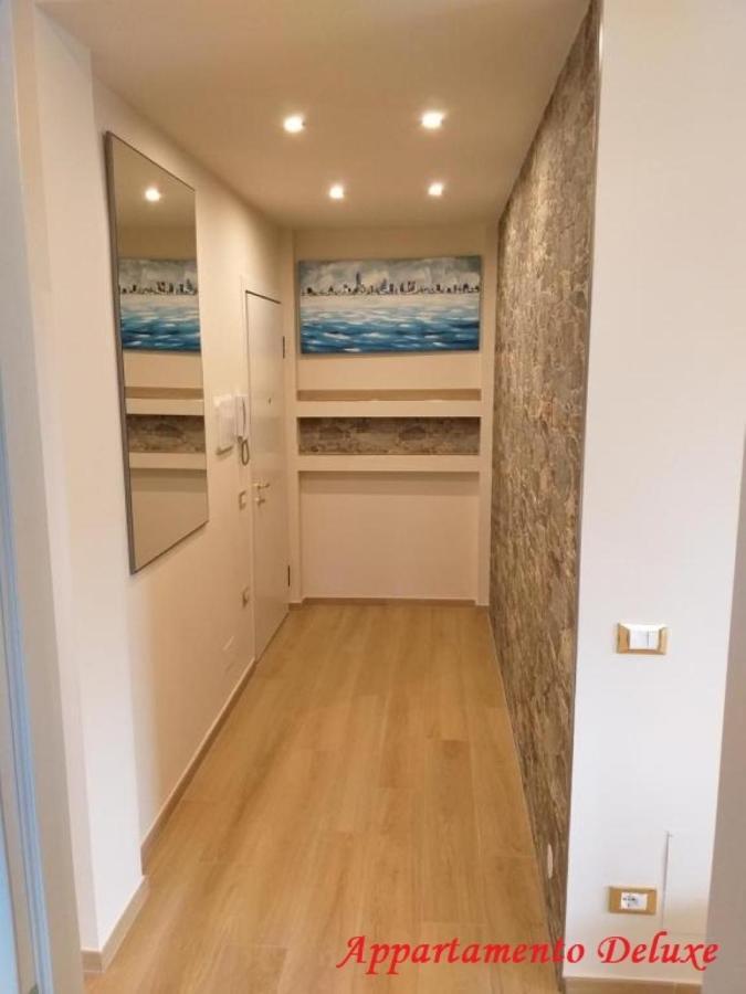Le Rive Apartment Desenzano del Garda Bagian luar foto