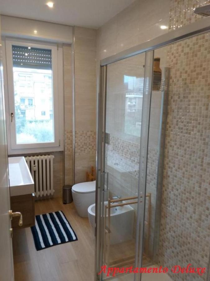Le Rive Apartment Desenzano del Garda Bagian luar foto