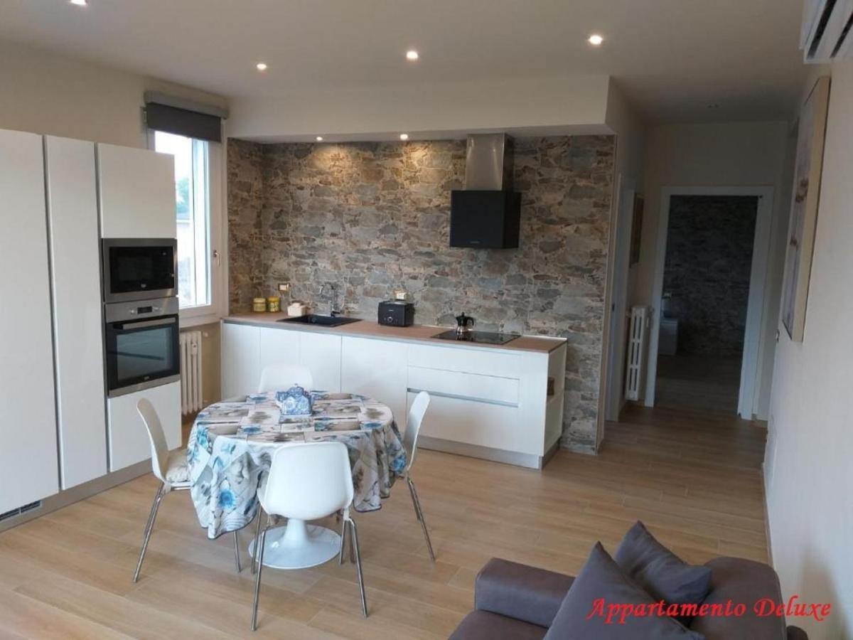 Le Rive Apartment Desenzano del Garda Bagian luar foto