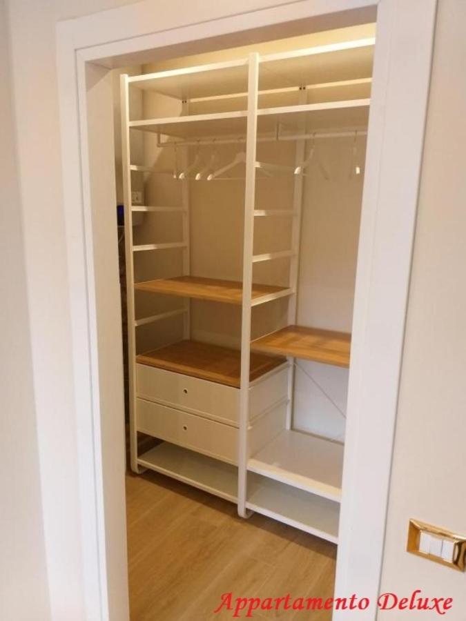 Le Rive Apartment Desenzano del Garda Bagian luar foto